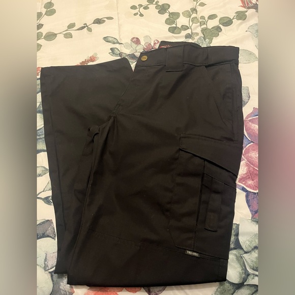Tru-Spec Women’s EMS pants - Picture 1 of 4
